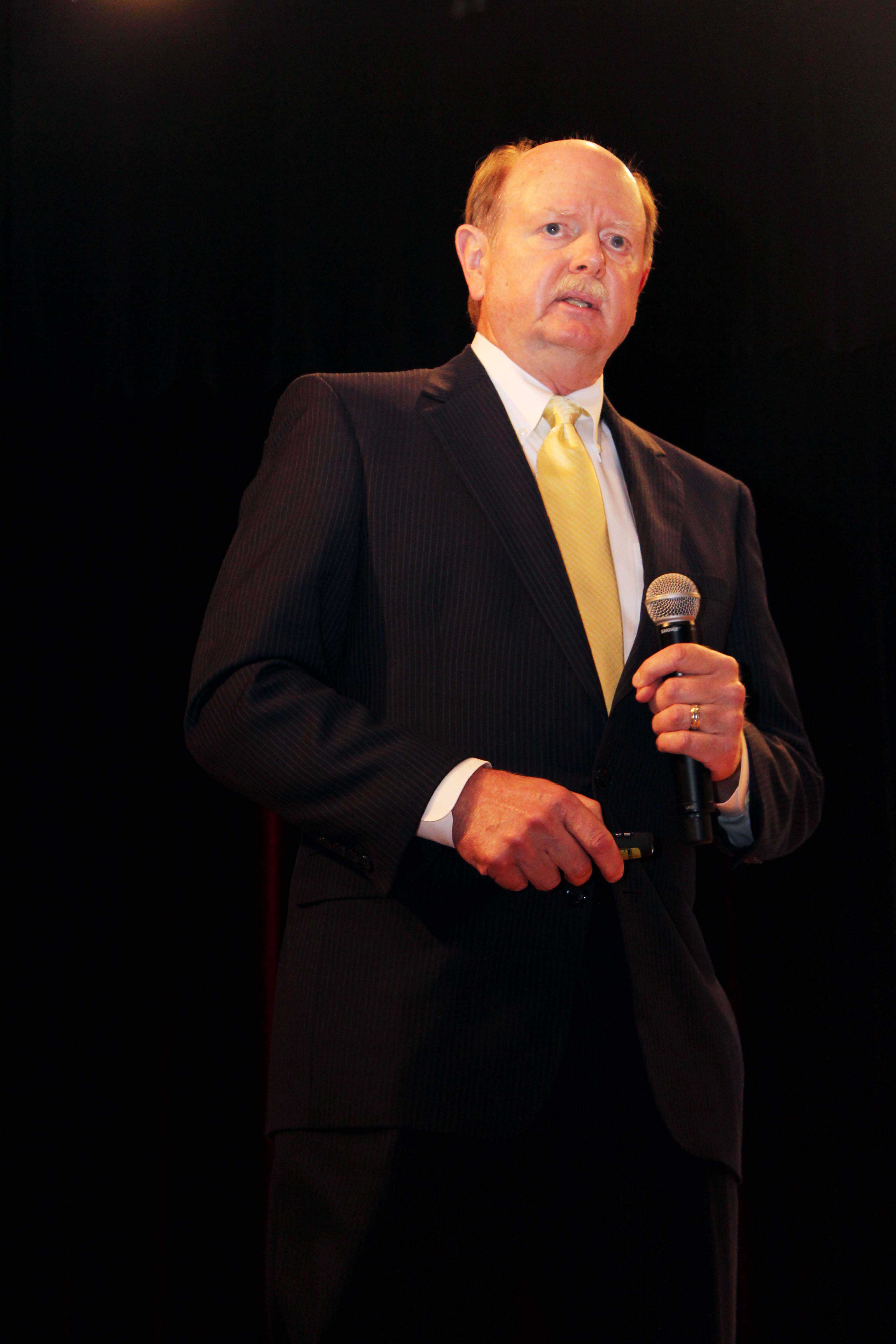 Prof Olin