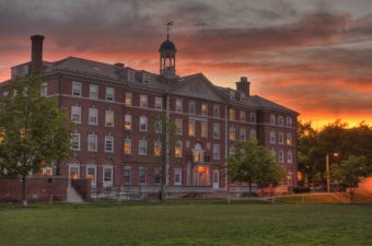 Racliffe Yard - bolsas para pesquisa em Harvard