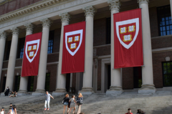 Dia de Formatura em Harvard