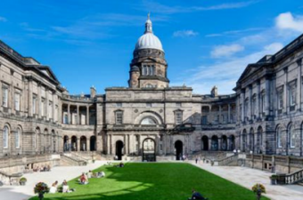 Universidade de Edimburgo, na Escócia
