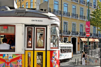 bonde no centro de Lisboa, em Portugal