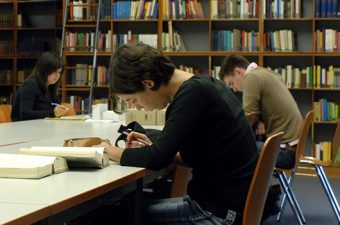 In der Bibliothek der Johann Wolfgang Goethe Universität Frankfurt