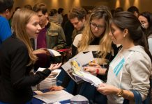 Feira EducationUSA está entre os eventos para quem quer estudar fora de setembro