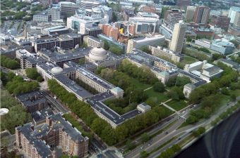 MIT - Visão aérea do campus - melhores universidades do mundo