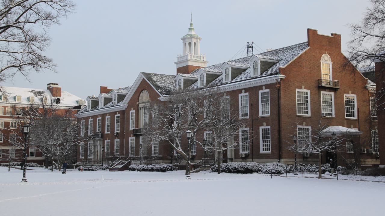 Universidade Johns Hopkins