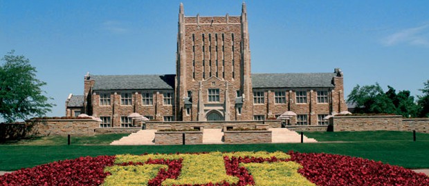 Minha graduação na Universidade de Tulsa: a busca por um lugar no campus