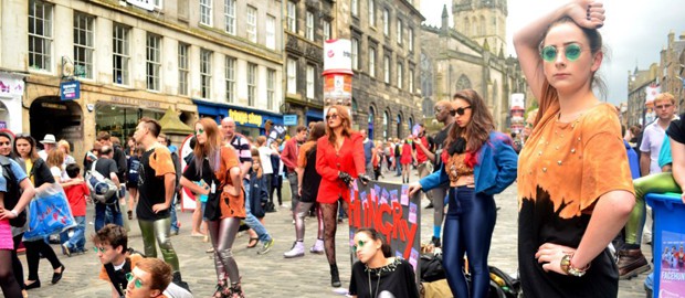 Estudantes do curso de teatro em Edimburgo, Escócia