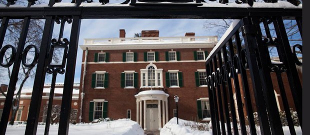 Harvard recebe doação de US$ 400 milhões de ex-aluno