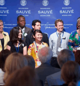 Fellows Jeanne Sauvé após seu ano de estudos em Montréal