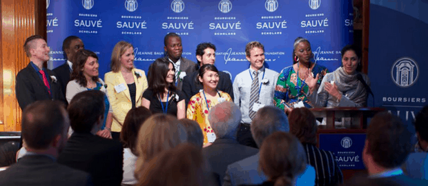 Fellows Jeanne Sauvé após seu ano de estudos em Montréal