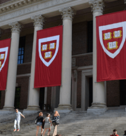Dia de Formatura em Harvard