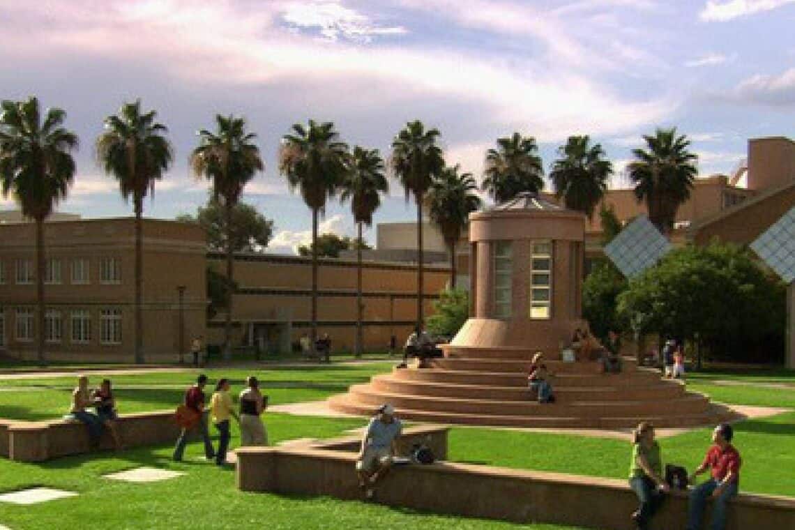 Arizona State oferece MBA de graça