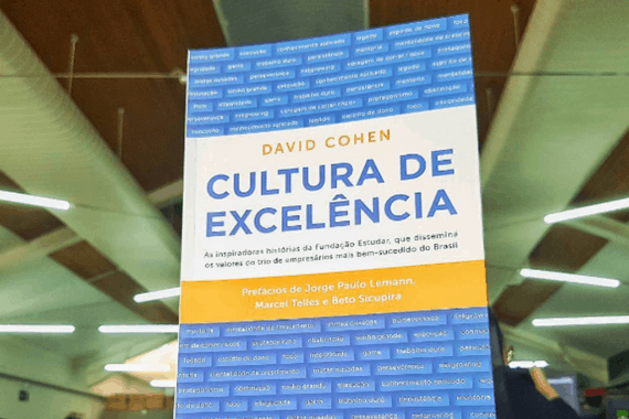 Cultura de Excelência: Conheça a história da Fundação Estudar neste livro