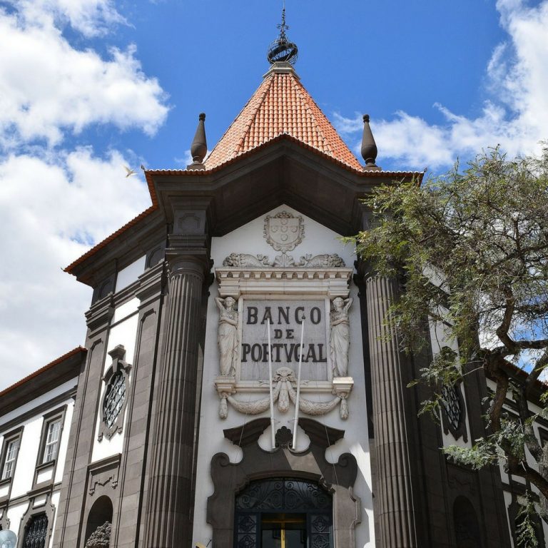 Onde obter financiamento para estudar em portugal? Onde obter financiamento para estudar em portugal?