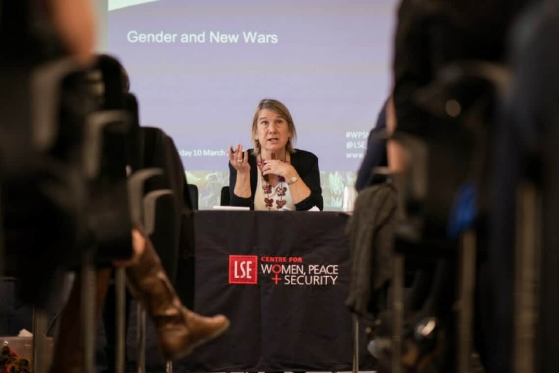 diretora de centro da LSE fala sobre violência contra a mulher e conflitos armados