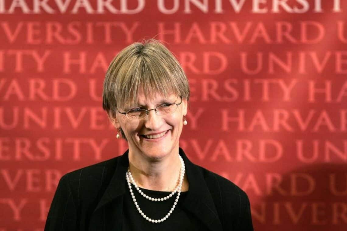 Drew Gilpin Faust comanda Harvard, uma das melhores universidades do mundo