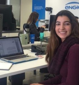 Estudante carioca aprovada em 7 universidades, Luiza Voss dá dicas sobre application