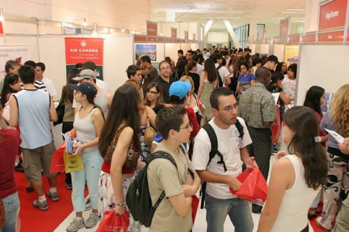 feira com universidades estrangeiras