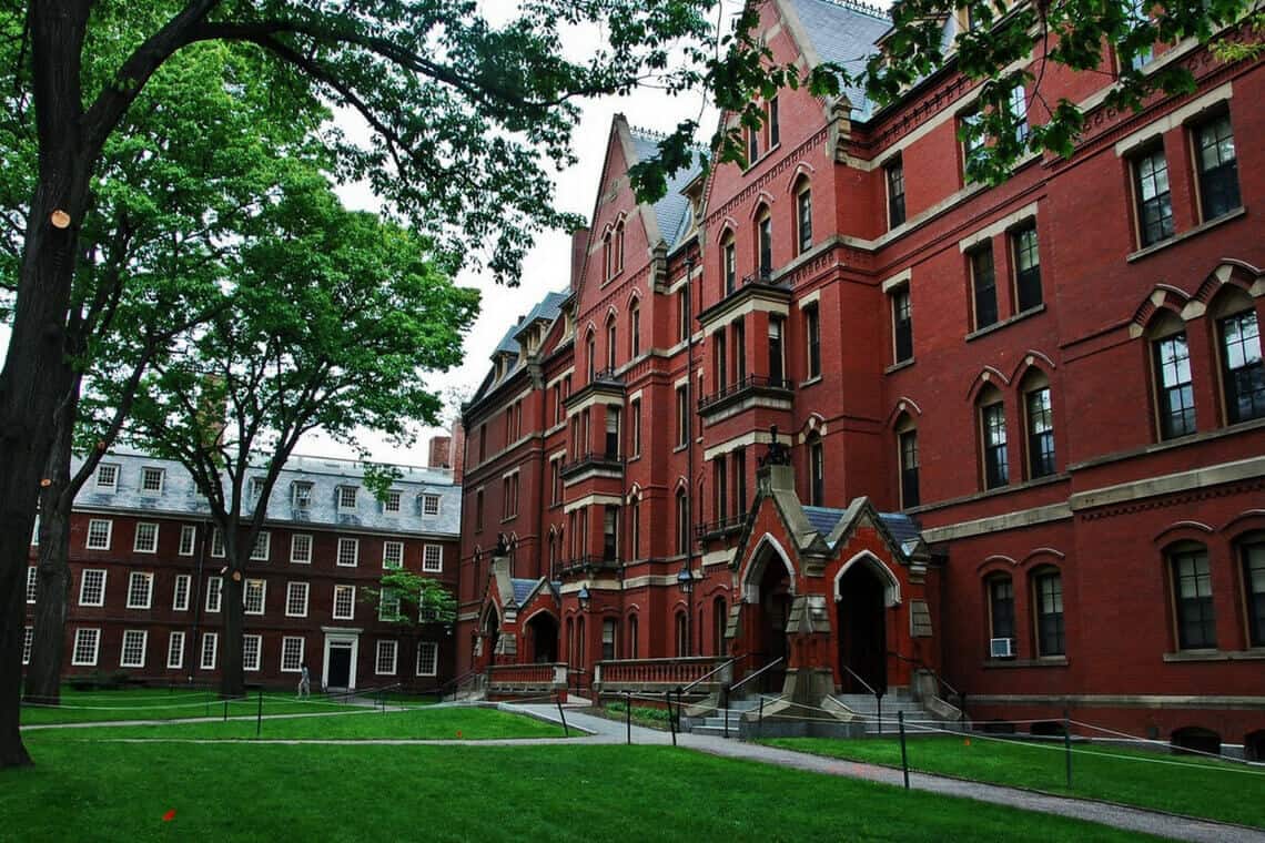 fellowship em Harvard foca pesquisas sobre futuro do jornalismo - melhores universidades do mundo por disciplina