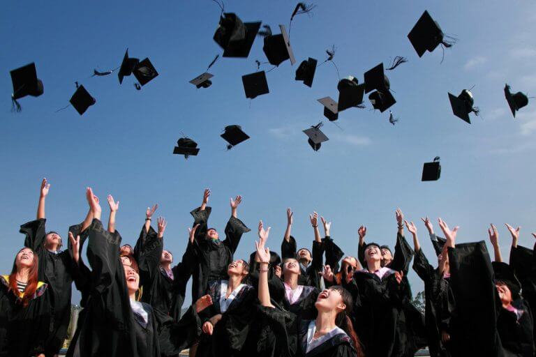 Quais os destinos mais procurados para intercâmbio no Ensino Médio Quais os destinos mais procurados para intercâmbio no Ensino Médio