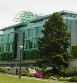 Biblioteca da University of British columbia (UBC ou Universidade da Colúmbia Britânica), campus Vancouver