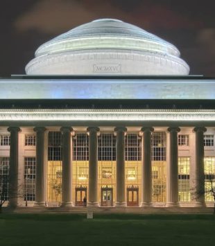 mit de noite - competição do MIT