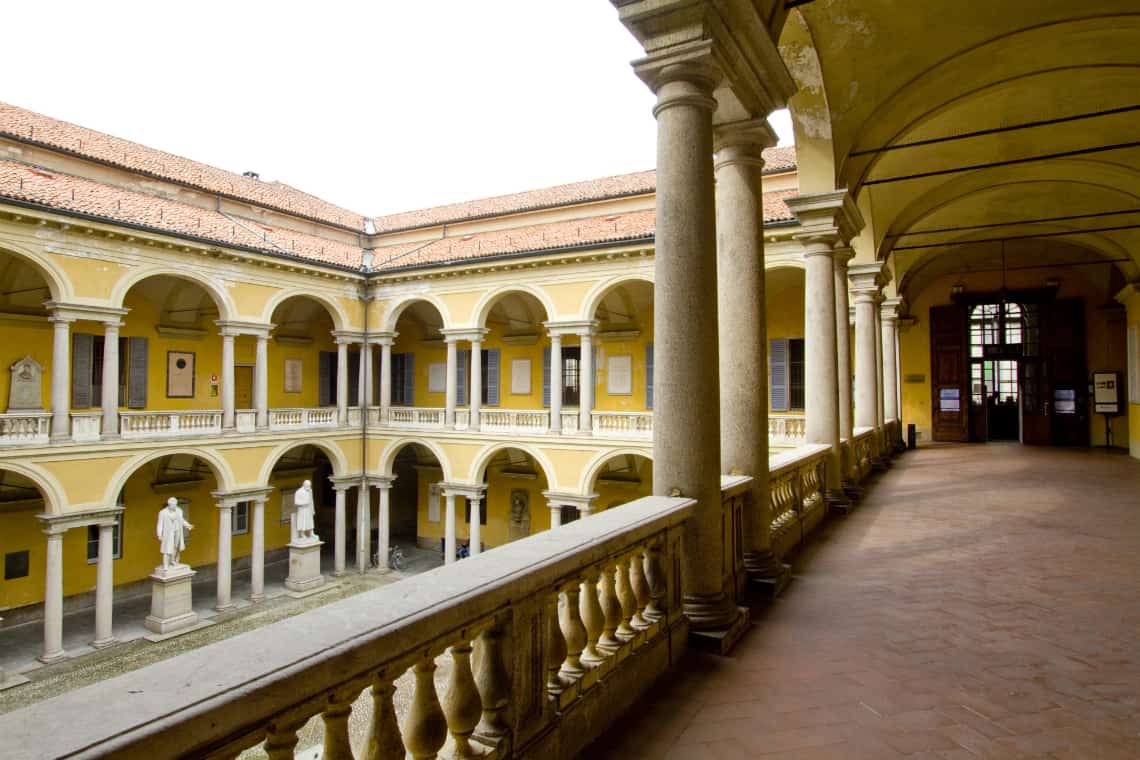 Pátio interno da Universidade de Pavia
