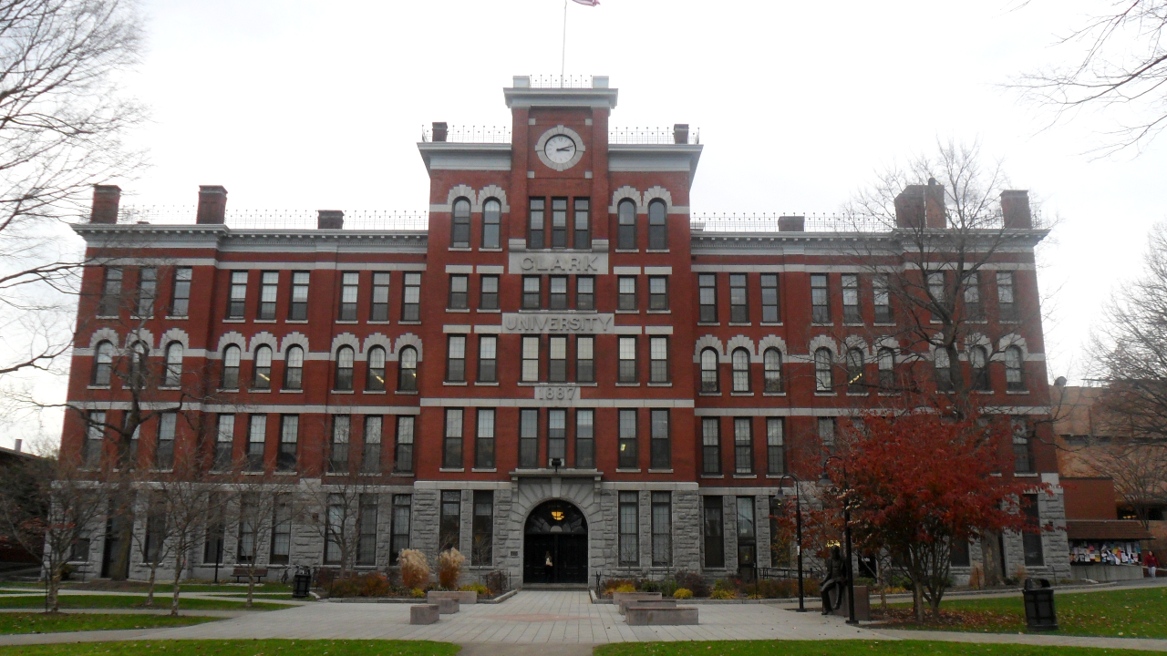 Edifício Jonas Clark, da Clark University