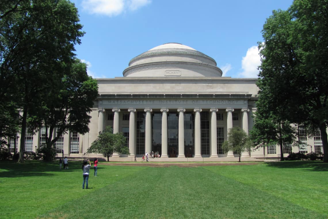 MIT building 10 e Great Dome