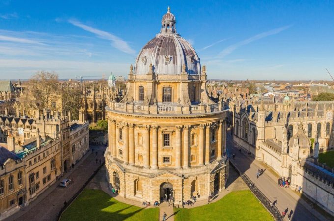 Oxford Radcliffe Dome - bolsas para pós-graduação em Oxford