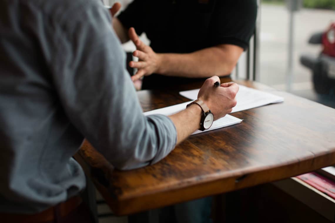 Discussão reunião negócios mba no exterior