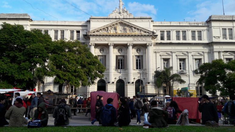 Universidade de Buenos Aires: tudo sobre a melhor universidade da América Latina