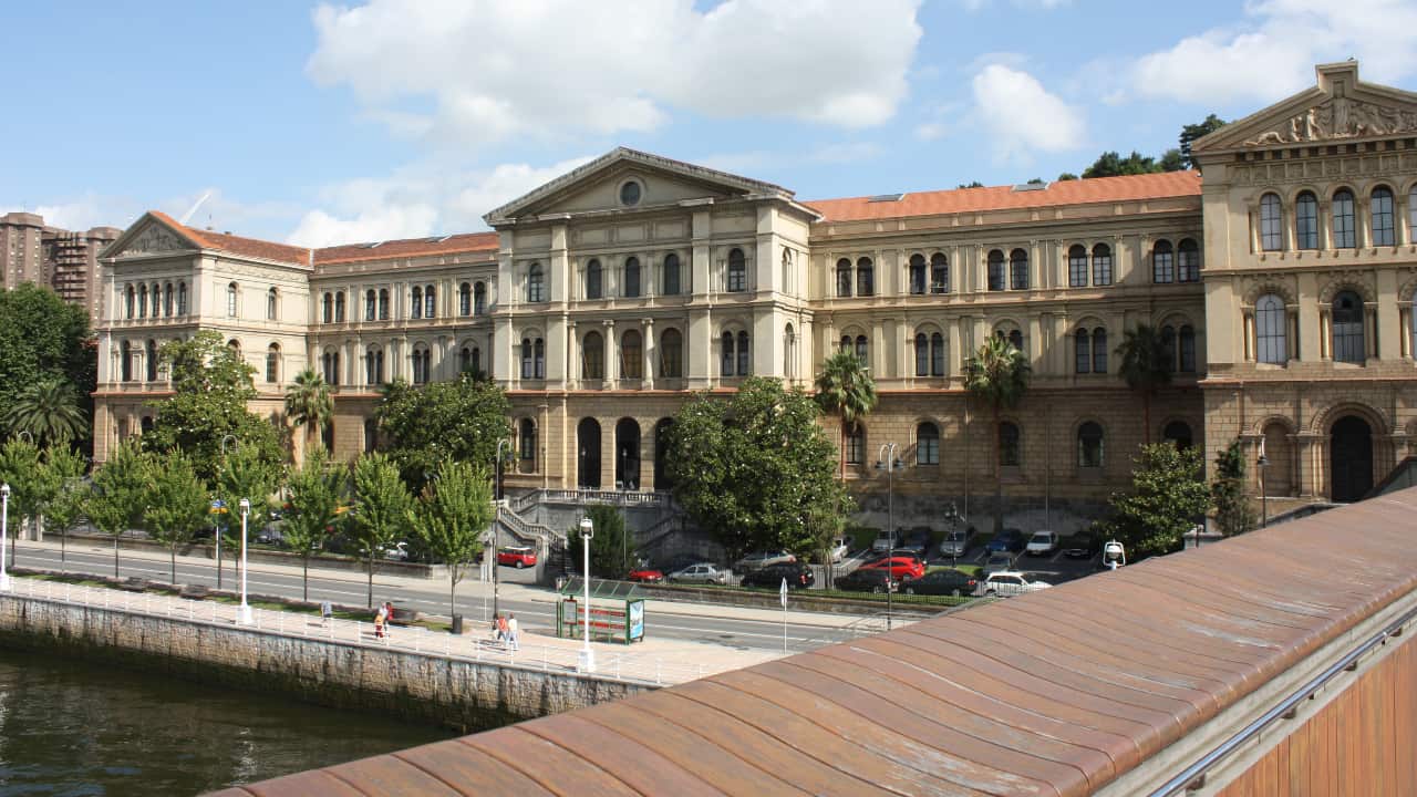 Universidade de Deusto em Bilbao, na Espanha - Mestrado Erasmus em Direitos Humanos